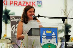 Zbrane je nagovorila tudi Simona Prosič Filip, Evangeličanska duhovnica iz Gornjih Slaveč